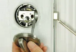 Amber Locksmith Store Olympia Fields, IL 708-303-9432 - Lock-replace